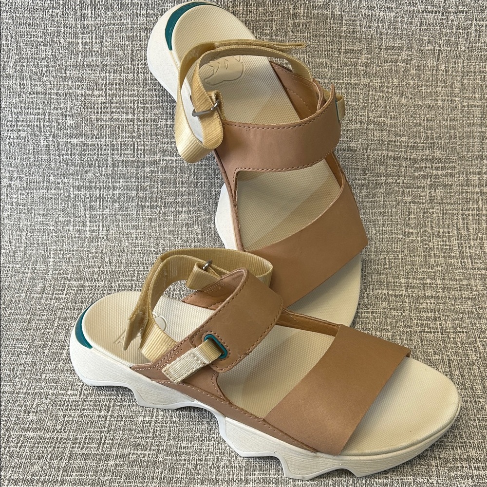Sorel Women's Tan Leather Sport Sandals with White Sole - Picture 2 of 15